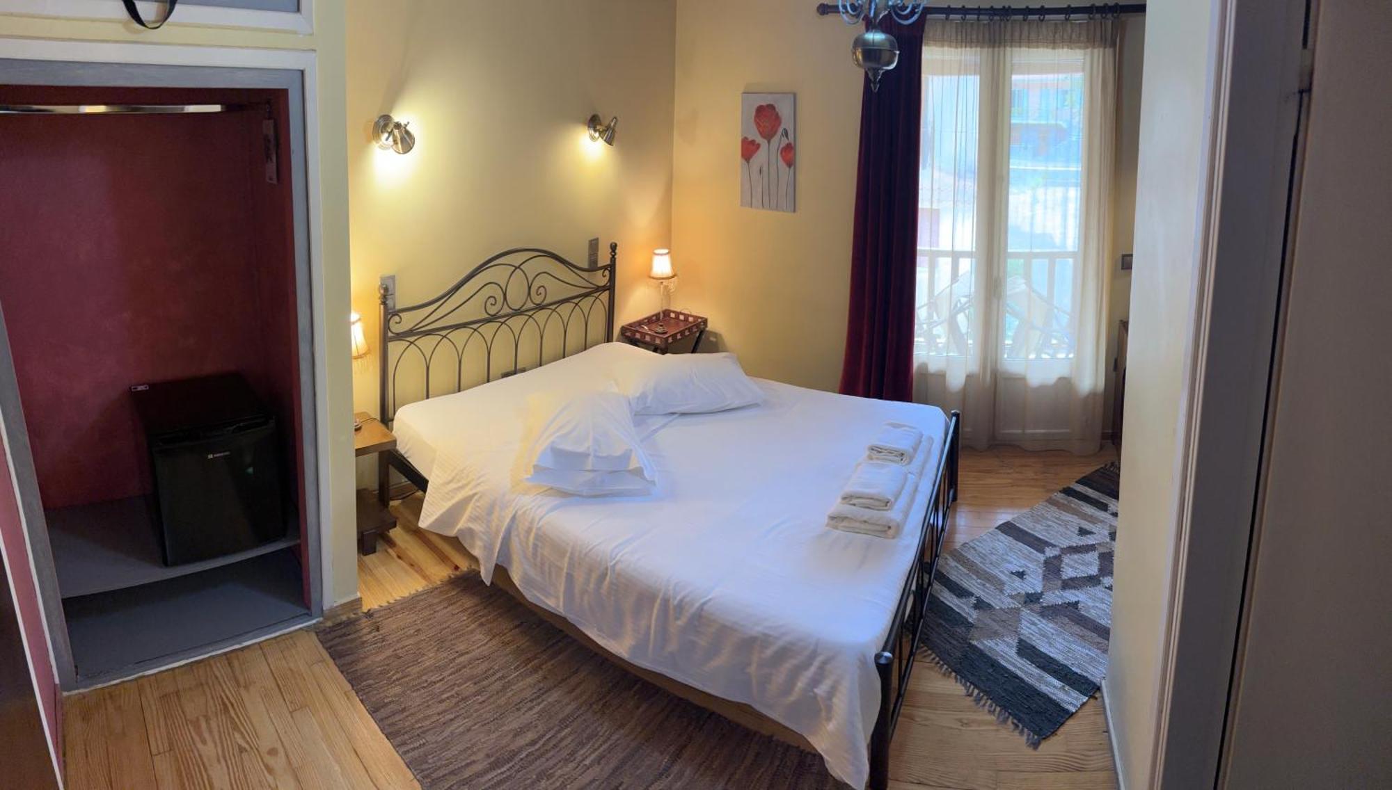 Guesthouse Sinoi Vitina Luaran gambar