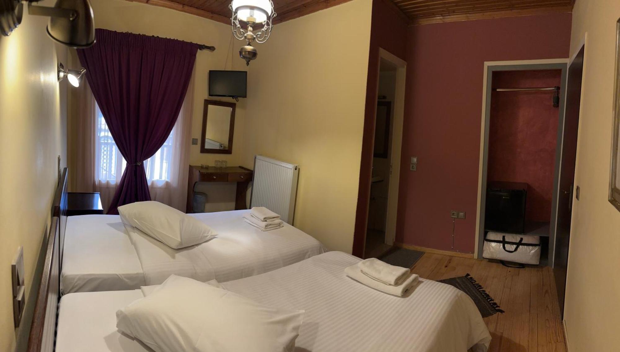 Guesthouse Sinoi Vitina Luaran gambar