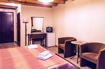 Guesthouse Sinoi Vitina Luaran gambar